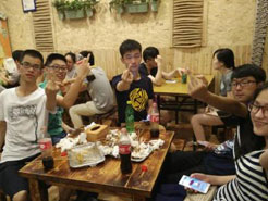 梅江烧烤加盟,学烧烤技术,开烧烤店多少钱疯狂烤翅加盟